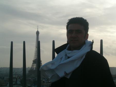 Tekin à Paris..